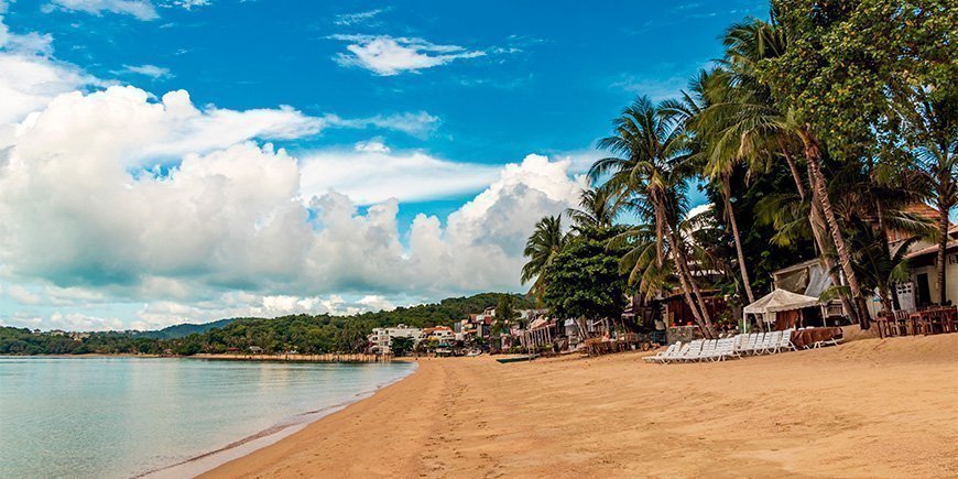 Bo Phut Strand auf Koh Samui in Thailand.