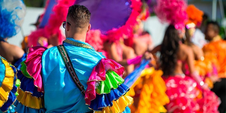 Farbenfrohe Kostüme für den Karneval in Rio, Brasilien